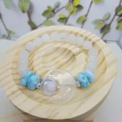 月のブレスレット