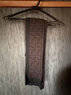 Fendi ダークブラウン ロゴマフラーのサムネイル