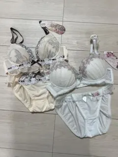 新品未使用品 ブラジャーショーツセット B70 Mサイズ