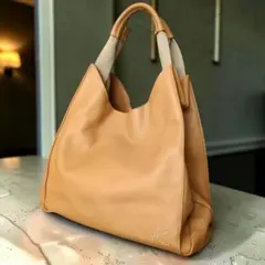 美品♡キタムラ ステッチKロゴ レザー トートバッグ シボ革 大容量 キャメルのサムネイル