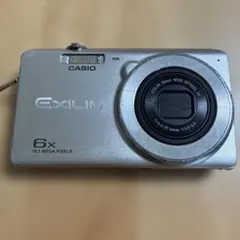 CASIO EXILIM EX-Z880 シルバー