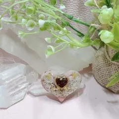 癒しのオルゴナイト❤️ソープストーン＋ロードナイト＋ガーネットのハート型♡