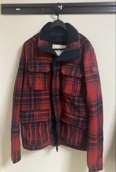 アバクロンビー&フィッチ M 赤色 チェック柄 中綿 ジャケットのサムネイル