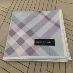 BURBERRY 水色 ノバチェックハンカチ　新品のサムネイル