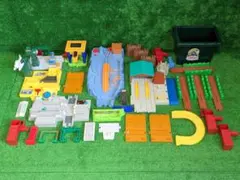 Item thumbnail for item 351e55f6-1321-4e95-9d08-6a66ceec4b19