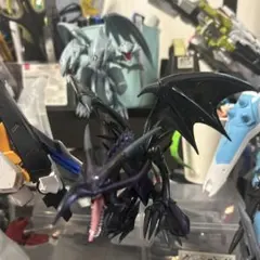 遊☆戯☆王デュエルモンスターズ 青眼の白龍 真紅眼の黒竜 フィギュア
