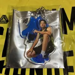 群馬クレインサンダーズ　2連アクキー　スニーカーポーズ　#9 辻直人選手