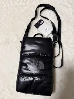 ノースフェイスホワイトレーベル　ペディンクロスバッグミニ　韓国限定　ショルダー黒