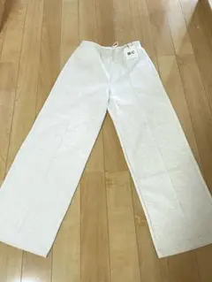 3/8まで値下　新品　UNIQLO C スウェットストレート　ナチュラル　M