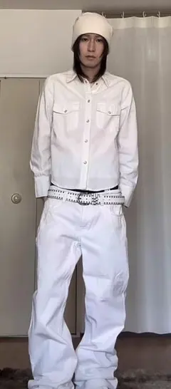 ZARA ホワイトデニムのサムネイル