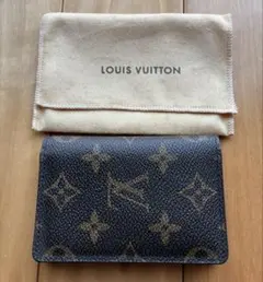 Louis Vuittonモノグラムデザインのカードケース(名刺入れ) 未使用品