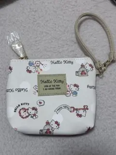 Hello Kitty ポーチ しまむら