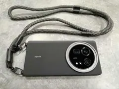 AQUOS R9 PRO スマホショルダーストラップ 美品
