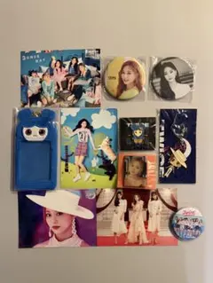 TWICE フォトカード キーホルダー 缶バッチ ピンバッチ ツウィ