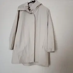 UNIQLOブロックテックハーフコート