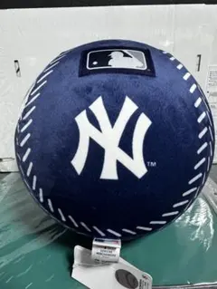 MLB ニューヨークヤンキース しまむら ボールクッション NY 新品タグ付きのサムネイル