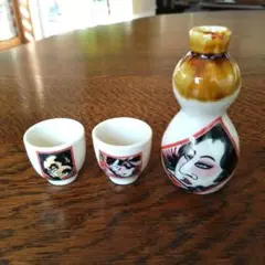 津軽凧絵のミニチュア徳利とお猪口