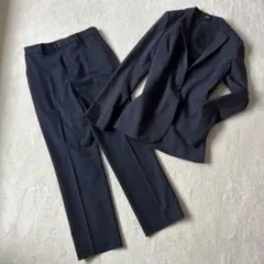 Theory テーラードジャケット & UNIQLO スマートアンクルパンツ 紺