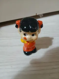 希少・箱付き】内藤ルネ 「乙女の魔よけ メチャンコペリちゃん」 陶器