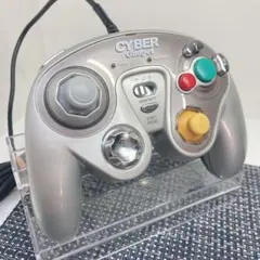 動作確認済】GC サイバーガジェット　ゲームキューブコントローラー 連射コンb