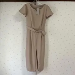 たまちゃん様専用です。新品tocco closet Luxeベルト付V字