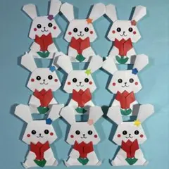 チューリップを持ったウサギ　折り紙ハンドメイド