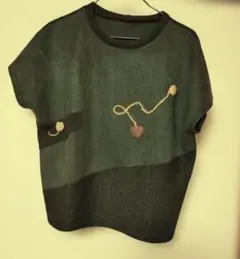 ハート刺繍 ニットベスト ダークグリーン M-L
