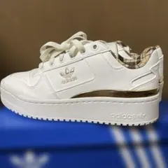 ☆adidas 厚底スニーカー 新品☆