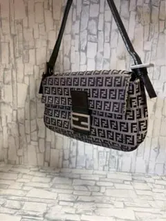 FENDI ズッカ柄 マンマバケット ワンショルダーバック ズッキーノ