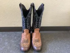 ツモリチサト　ブーツのサムネイル