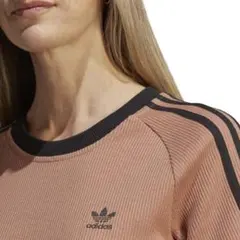 adidas ワッフルTのサムネイル