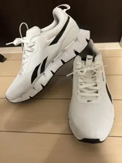 Reebok ジグダイナミカ　ホワイト　27センチ