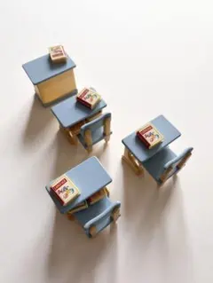 【廃盤・希少】シルバニアファミリー 森の学校　勉強机