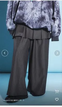 PUNYUS ピンストライプボックスプリーツミニスカート