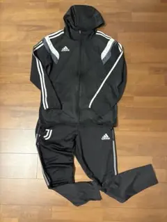 adidas×ユベントス　スリーラインセットアップ