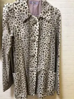ヒョウ柄ファー風コート