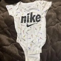 Nike ロンパース 0-6M ホワイト