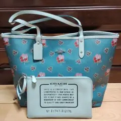 COACH 花柄リバーシブルショルダーバッグ ポーチ付き