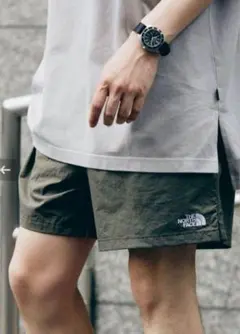人気カラー 最安 ノースフェイス バーサタイルショーツ