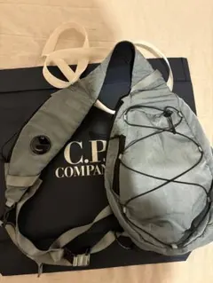 CP COMPANY 限定カラー