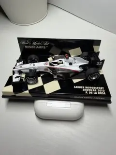 ☆ ミニチャンプ　1:43 SAUBER MOTORSPORT2010のサムネイル