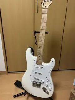 Squier Stratocaster エレキギター 本体のサムネイル