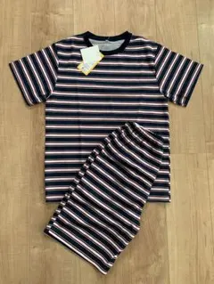 新品タグ付　ネイビー ボーダー　パジャマ ルームウェア140 男の子　半袖　夏