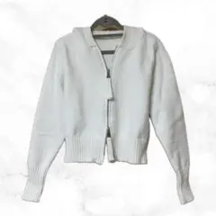 ホワイトフード付きダブルジップセーター