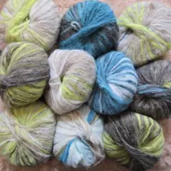マ*☘様 【新品未使用】毛糸　10玉　250g　マルチカラー