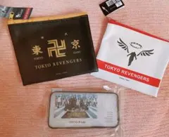東京リベンジャーズ　ポーチ　iPhoneケース　マイキー　ドラケン　タケミチ