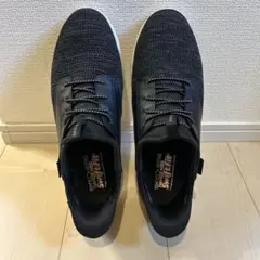 スケッチャーズ SWIFT FIT【超軽量】メンズスニーカー　美品！のサムネイル