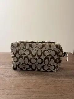 COACH ロゴ ポーチ ブラウン