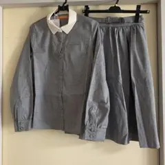 セットアップ　クレリックシャツ×ベルト付きスカート
