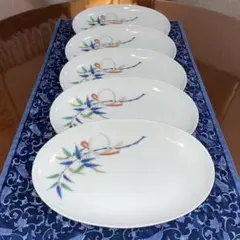 宮内庁御用達 深川製磁 かぶと 刀 矢 端午の節句 楕円皿 5枚揃え 未使用 宮内庁御用達 深川製磁 かぶと 刀 矢 端午の節句 楕円皿 5枚揃え